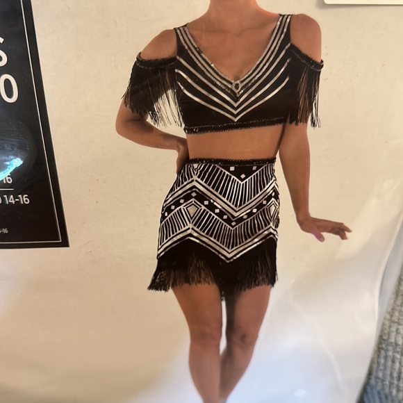 FLAPPER GIRL HALLOWEEN COSTUME - Picture 2 of 5